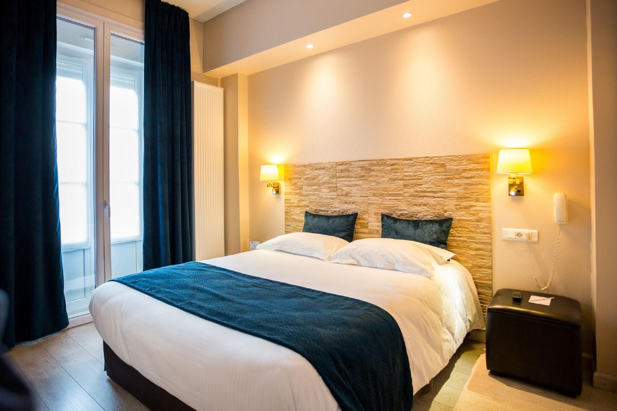 Best Western Hôtel Des Voyageurs Fougeres Exterior foto